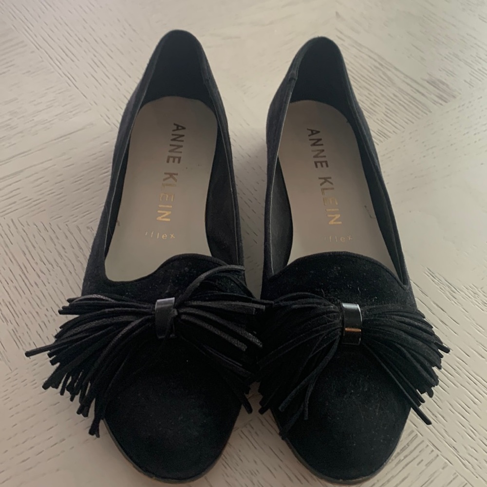 Anne Klein suede loafers. Very gently used.